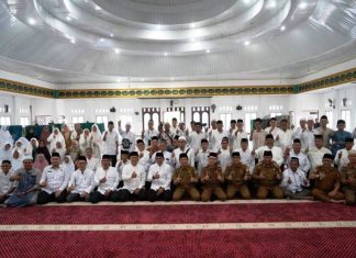 Bupati Seluma Lepas 170 Calon Jemaah Haji di Masjid Agung Baitul Falihin