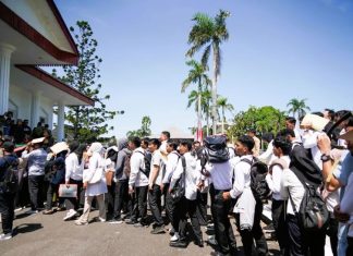 Job Fair Loker Merah Putih Pemprov Bengkulu diserbu Para Pencari Kerja