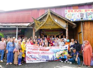 Sekda Bengkulu Lepas Pulang Basamo Warga Tanjung Alai