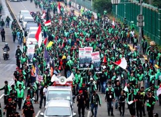 Ribuan Mitra Driver Ojol Gelar Aksi Besar, Desak Penurunan Potongan Aplikasi dan Penetapan Tarif Jelas