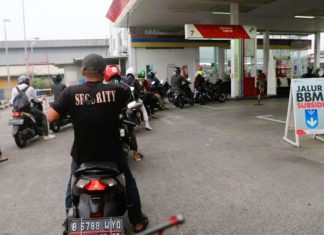 Warga Maje Keluhkan Distribusi BBM di SPBU: Diduga Ada Perlakuan Tidak Adil
