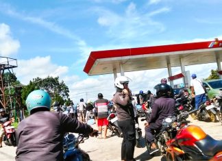 Bengkulu Krisis BBM: Warga Mengantre Sejak Subuh, Aktivitas Lumpuh!