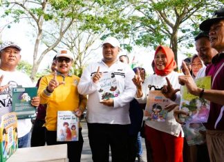 Wakil Walikota Bengkulu Ajak Masyarakat Sumbang Buku dalam Kegiatan Gotong Royong di Danau Dendam Tak Sudah
