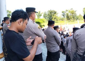 Serikat Pekerja Agro Muko (SPAM) Gelar Hearing di DPRD Mukomuko dalam Rangka May Day 2025