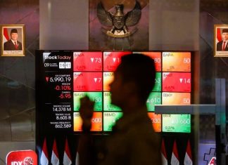 IHSG Dibuka Menguat, Saham BBCA, GOTO, dan TPIA Melaju di Zona Hijau