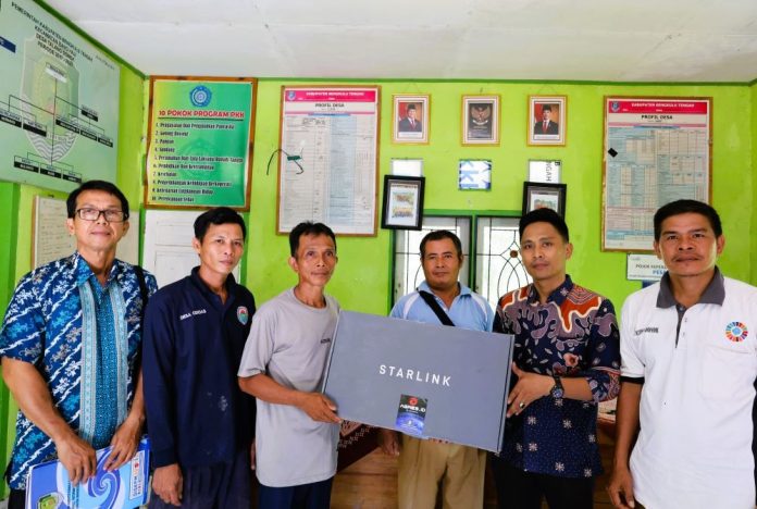 Diskominfotik Pasang perangkat internet