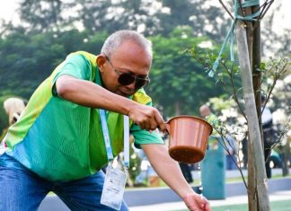 Plt Sekda Kota Bengkulu Ikuti Penanaman Pohon dalam Rangka Munas APEKSI VII
