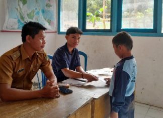 Anak-Anak SD di Bengkulu Selatan Dapat Beasiswa dari Program Pohon Asuh