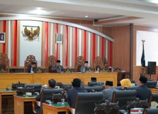 DPRD Bengkulu Utara Gelar Paripurna, Bahas Raperda Perubahan APBD 2025
