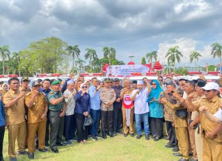 Gubernur Helmi Hasam Serahkan 139 Ambulans untuk Desa se-Provinsi Bengkulu