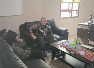 Mantan Kepsek SMAN 5 Bengkulu Penuhi Panggilan Kejari Terkait Kasus SPMB 2025