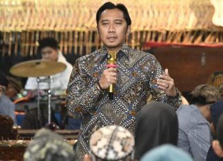Ibas: Pagelaran Wayang Cerminkan Kepemimpinan Sejati dan Semangat Persatuan