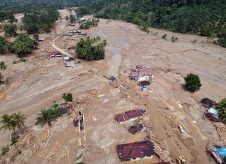 Menhut Siap Dievaluasi DPR Terkait Kerusakan Hutan Penyebab Bencana Sumatera