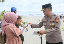 Kapolda Bengkulu Tinjau Objek Wisata Pantai Zakat dan Pantai Panjang, Pastikan Situasi Aman dan Ramai