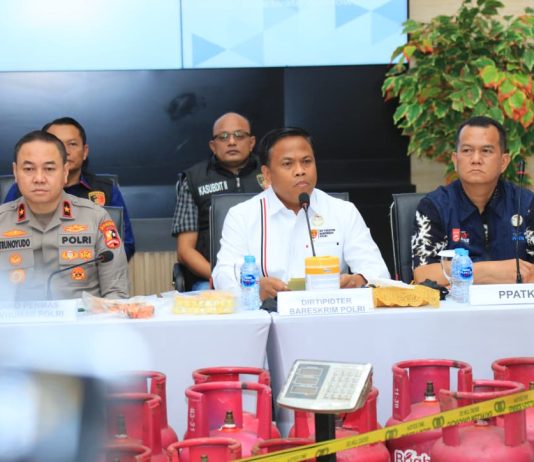 Polri Ungkap 330 Tersangka Penyalahgunaan BBM dan LPG Subsidi dalam 13 Hari