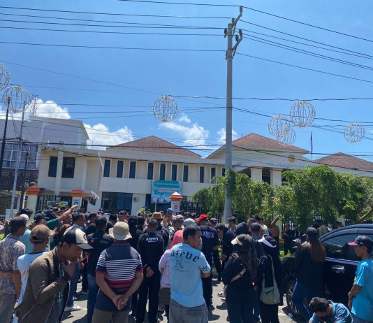 Ormas ABRI-1 Gelar Aksi di PN dan Kejati Bengkulu, Desak Penegakan Hukum Sejumlah Kasus