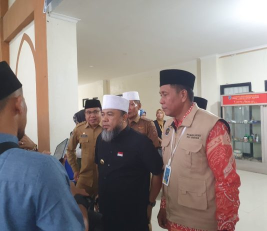Gubernur Bengkulu Lepas 167 Calon Jemaah Haji Kloter 4
