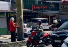Mahasiswa KAMMI Rejang Lebong Bantu Korban Banjir Lewat Aksi Galang Dana