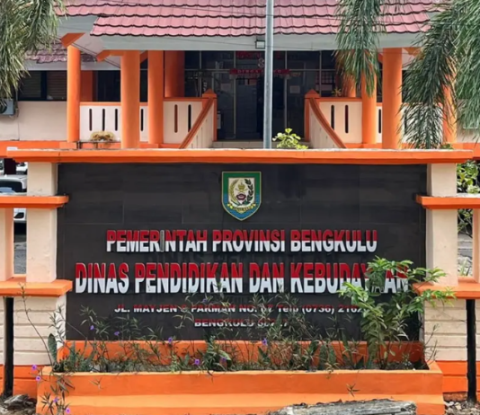 Kepsek Akui Salah Bicara soal Dokumen BOS, Publik Curiga Ada yang Ditutupi